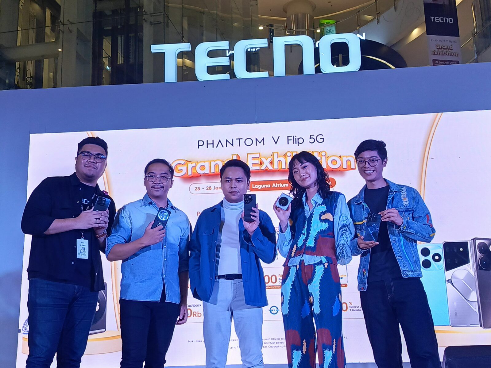 Tecno Phantom Flip V 5G Grand Exhibition